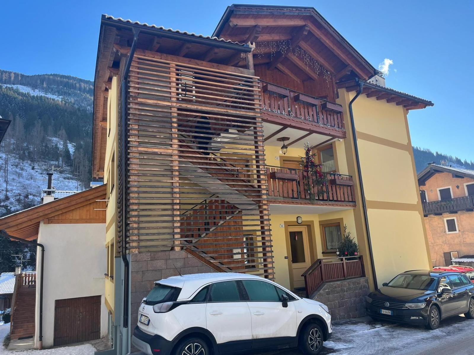 Appartamenti Dolomiti Moena Eksteriør billede